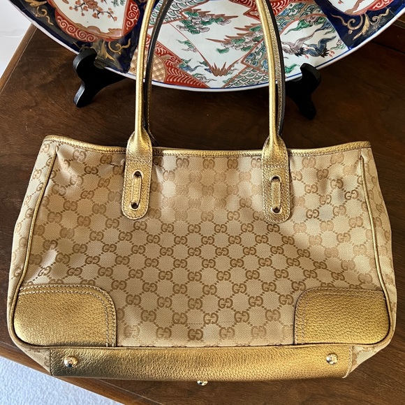 Gucci GG Canvas Princy Tote - Picture 7 of 13
